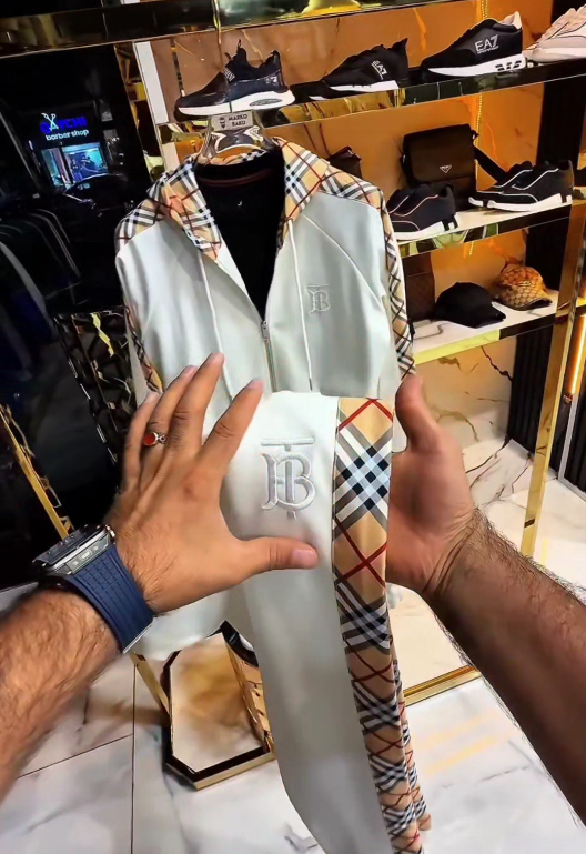 Elevate Your Style with the Premium White Men’s Track Suit 🤍🔥