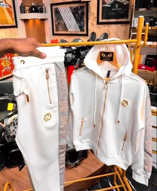 Elevate Your Style with the Premium White Men’s Track Suit 🤍🔥