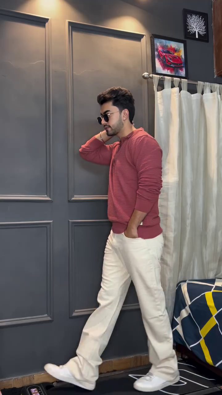 White Flared Pants – Chic, Comfortable, and Effortlessly Stylish