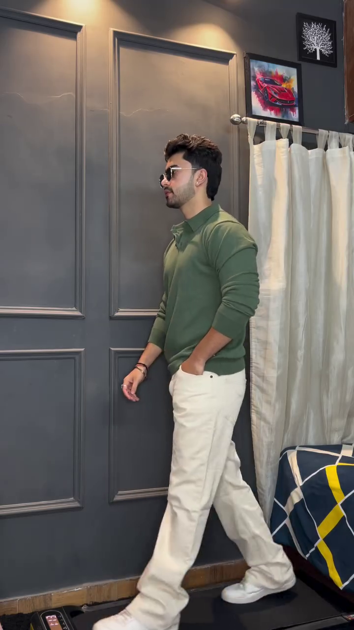 White Flared Pants – Chic, Comfortable, and Effortlessly Stylish