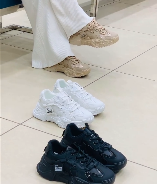 ✨ Step in Style: GIFLY Parsha Women’s Sneakers – Where Comfort Meets Fashion 👟💖