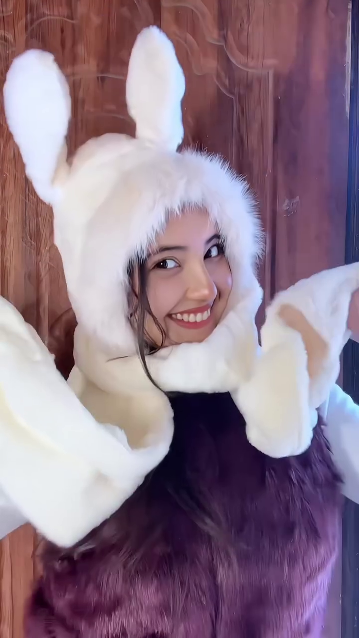 White Faux Fur Bunny Ears Hat and Scarf Set – Cozy, Cute, and Playfully Chic