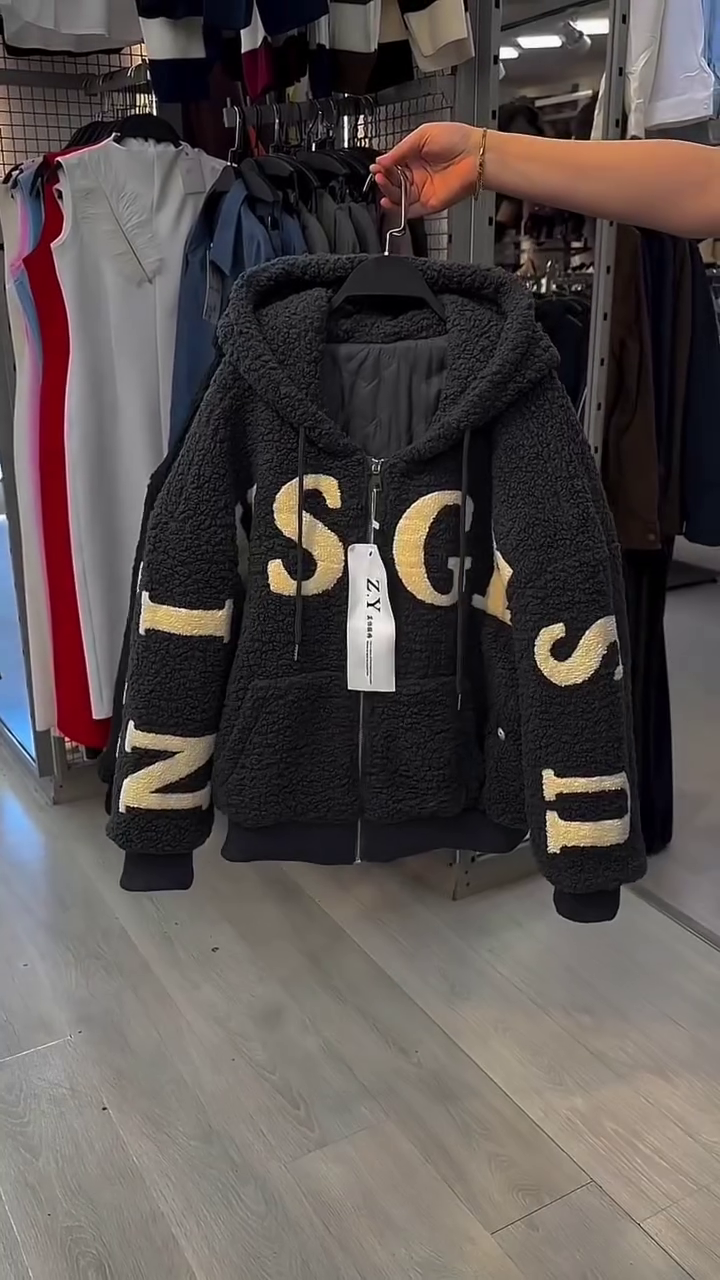 🧸 Cozy Up in Style: Brown Deep Pile Fleece Hoodie for Ultimate Comfort ❄️🧥