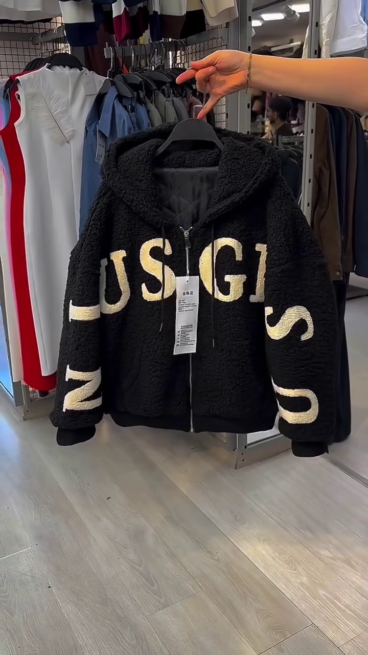 🧸 Cozy Up in Style: Brown Deep Pile Fleece Hoodie for Ultimate Comfort ❄️🧥