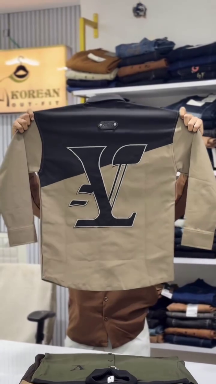 🟦 Bold & Stylish: Block Long-Sleeved Shirt for Effortless Everyday Fashion 👕✨