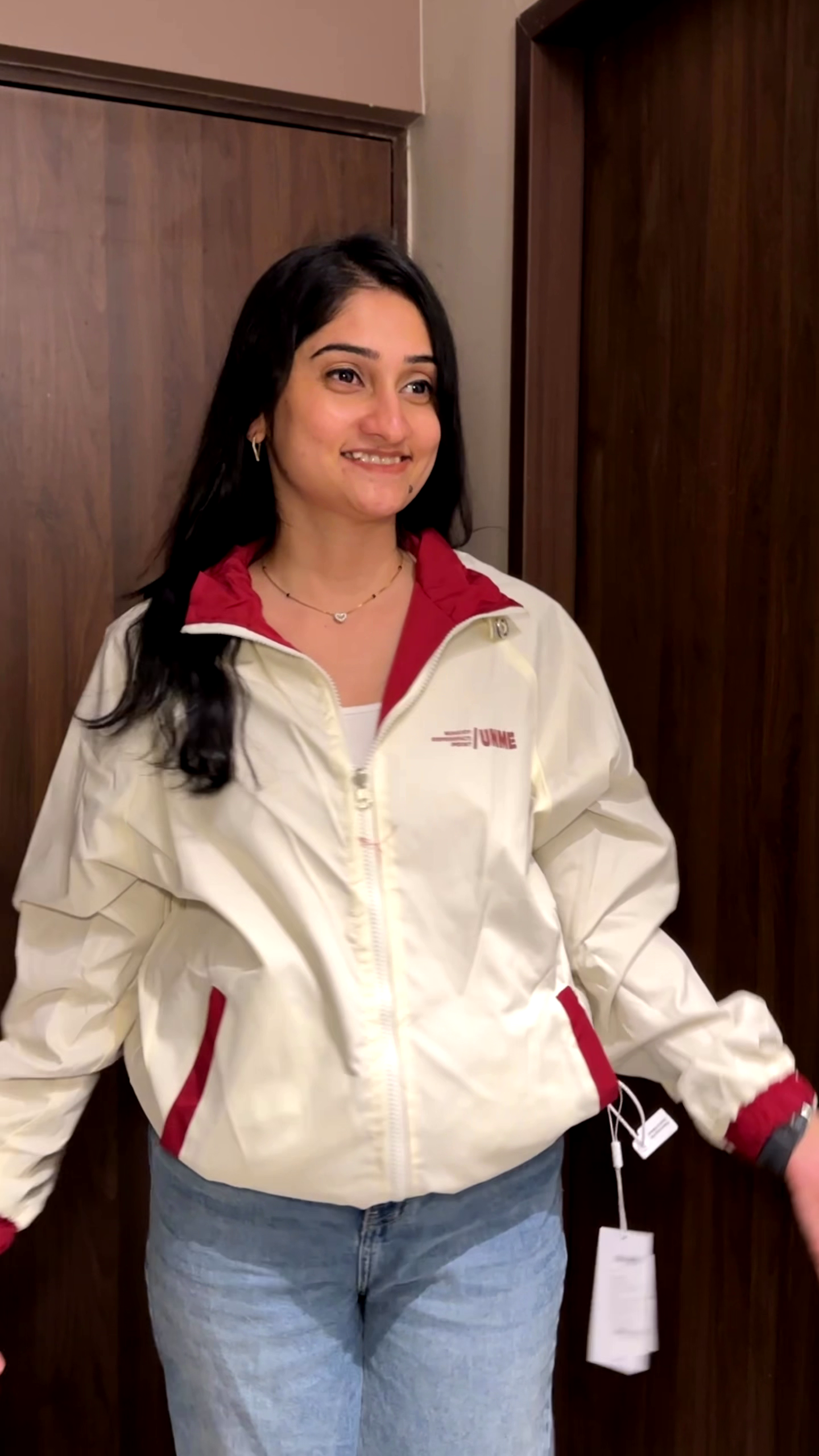 Sporty Chic Essential: Cream & Red Zip-Up Windbreaker Jacket for Effortless Everyday Style