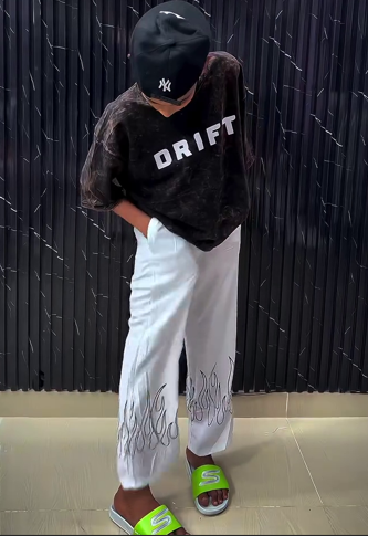 Men’s Solid Track Pants – Everyday Comfort with a Modern Athletic Edge