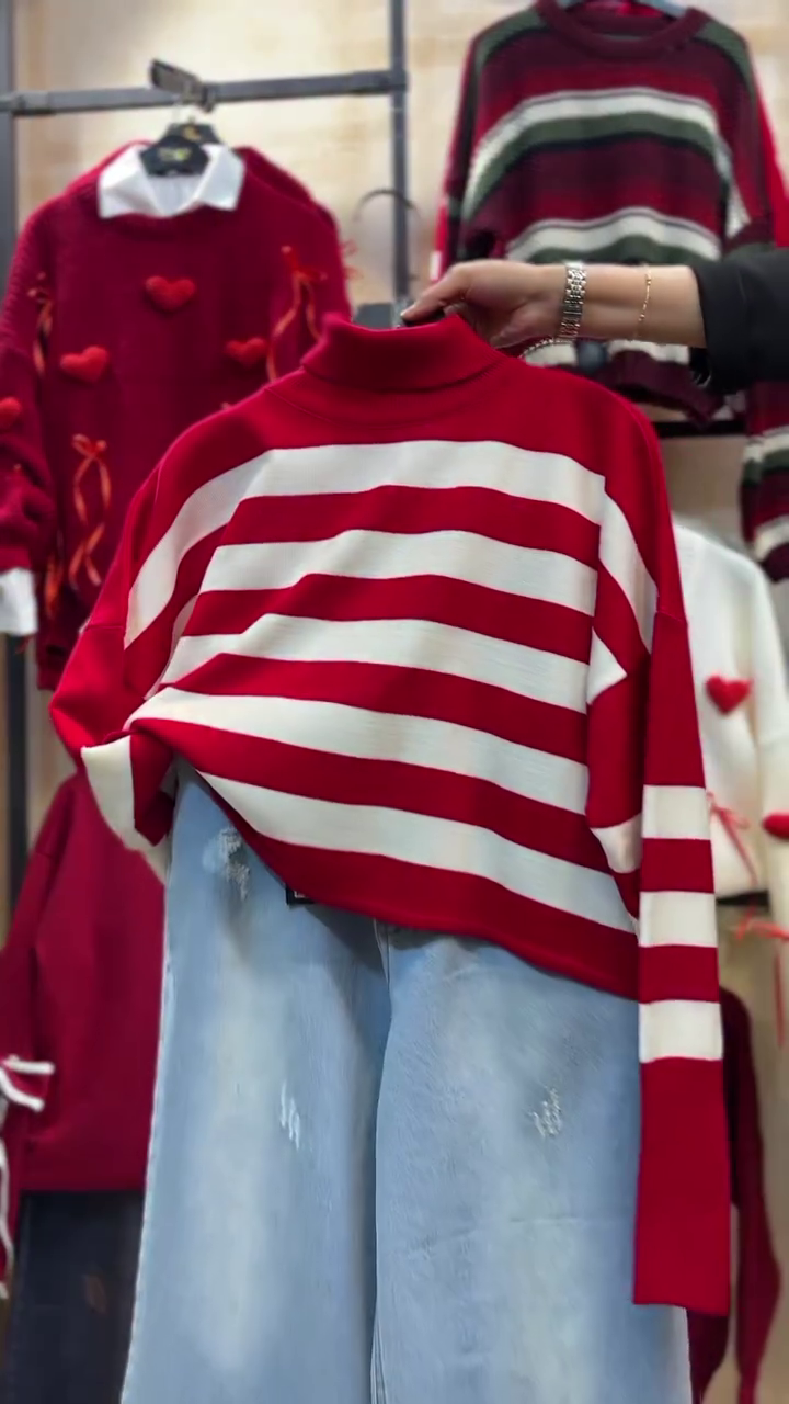 Red & White Striped Turtleneck Pullover Sweater with Jeans Combo – Winter Style Made Effortless