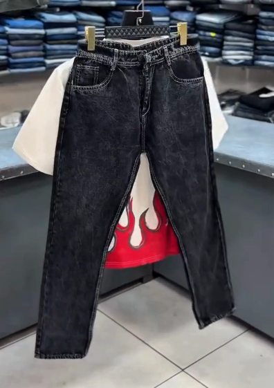 Blue & White Men’s Oversized Typography T-Shirt with “JORDAN 23” Print – Jeans Combo