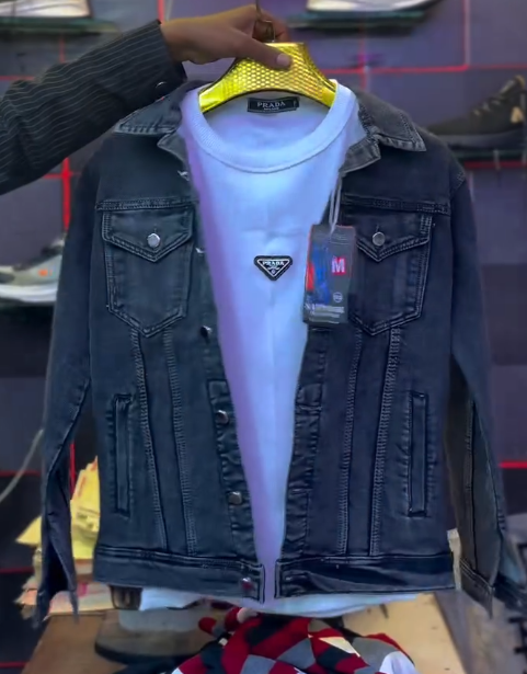 Men’s Dark Blue Denim Jacket – Timeless Casual Outerwear