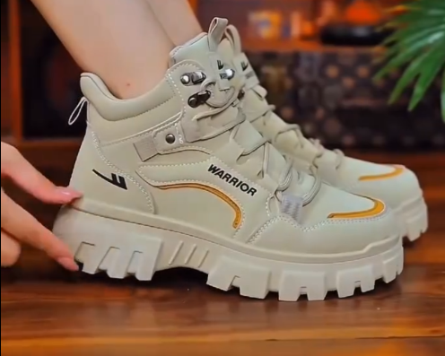 Qualida White Boot Sports Shoes — Stylish Comfort for Every Step