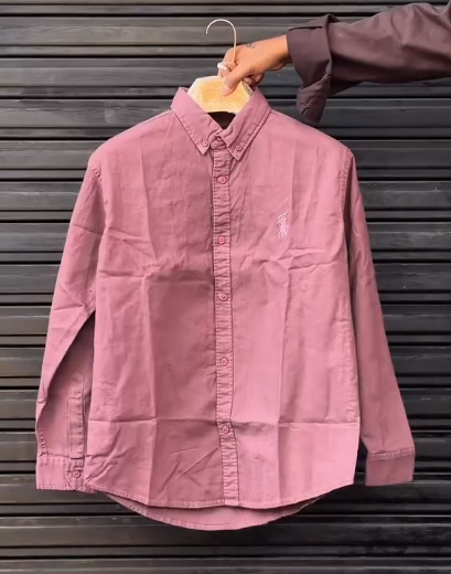 Classic Elegance: White Polo Ralph Lauren Button-Down Shirt with Signature Polo Pony Logo