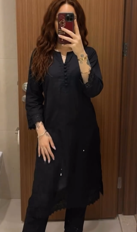 Zari Cotton Fabric – Soft, Breathable, and Perfect for Everyday Comfort