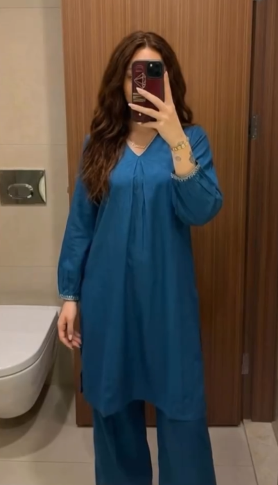 Zari Cotton Fabric – Soft, Breathable, and Perfect for Everyday Comfort