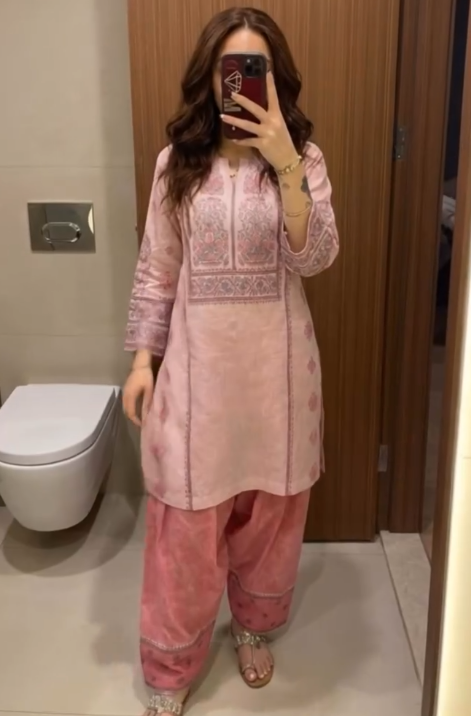 Zari Cotton Fabric – Soft, Breathable, and Perfect for Everyday Comfort