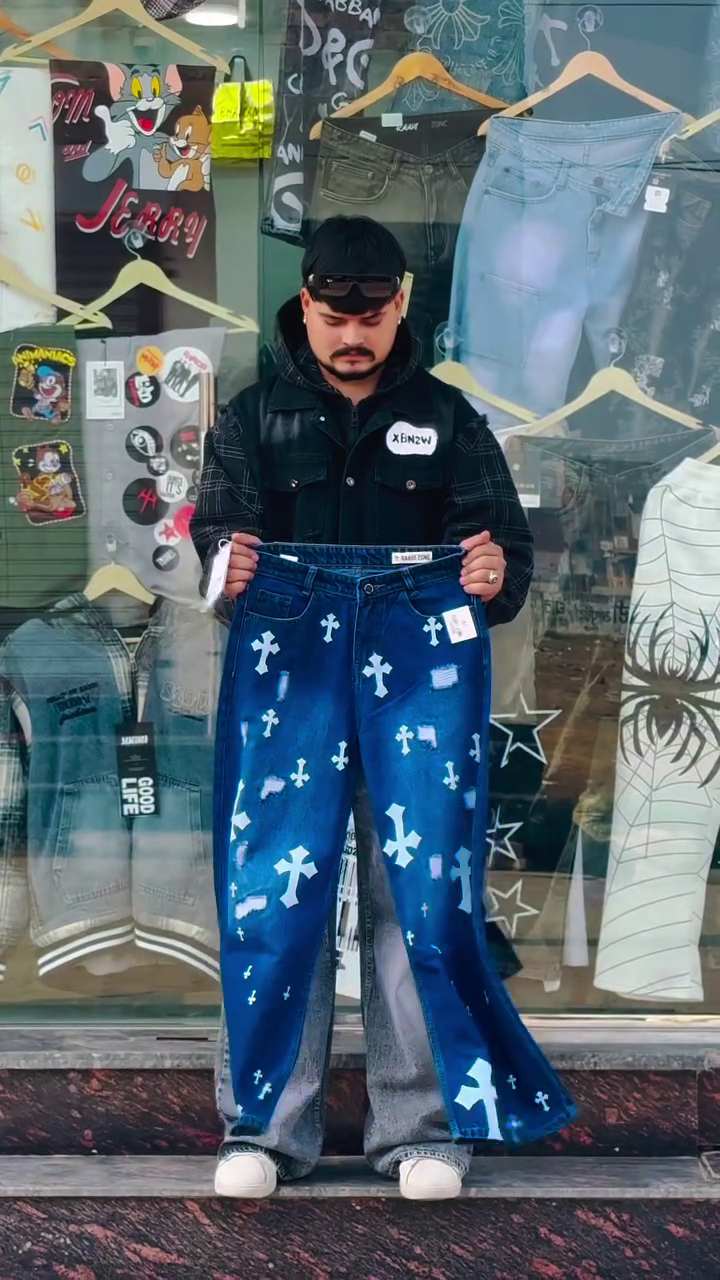 “Urban Cool: Men’s Blue Baggy Streetwear Denim Jeans”