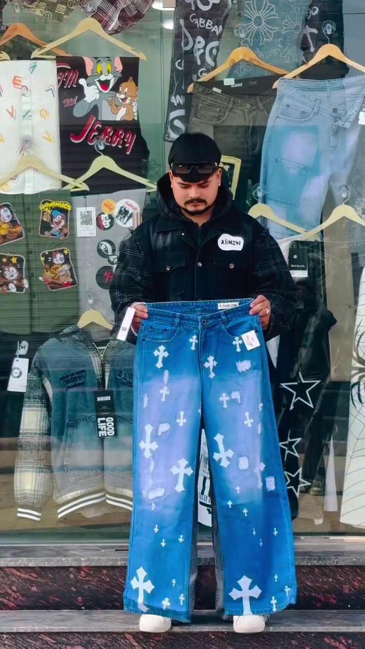 “Urban Cool: Men’s Blue Baggy Streetwear Denim Jeans”