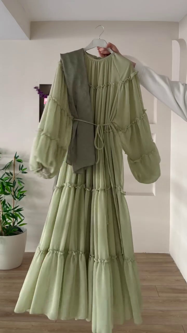 🌸 Blush Breeze: Tiered Maxi Dress