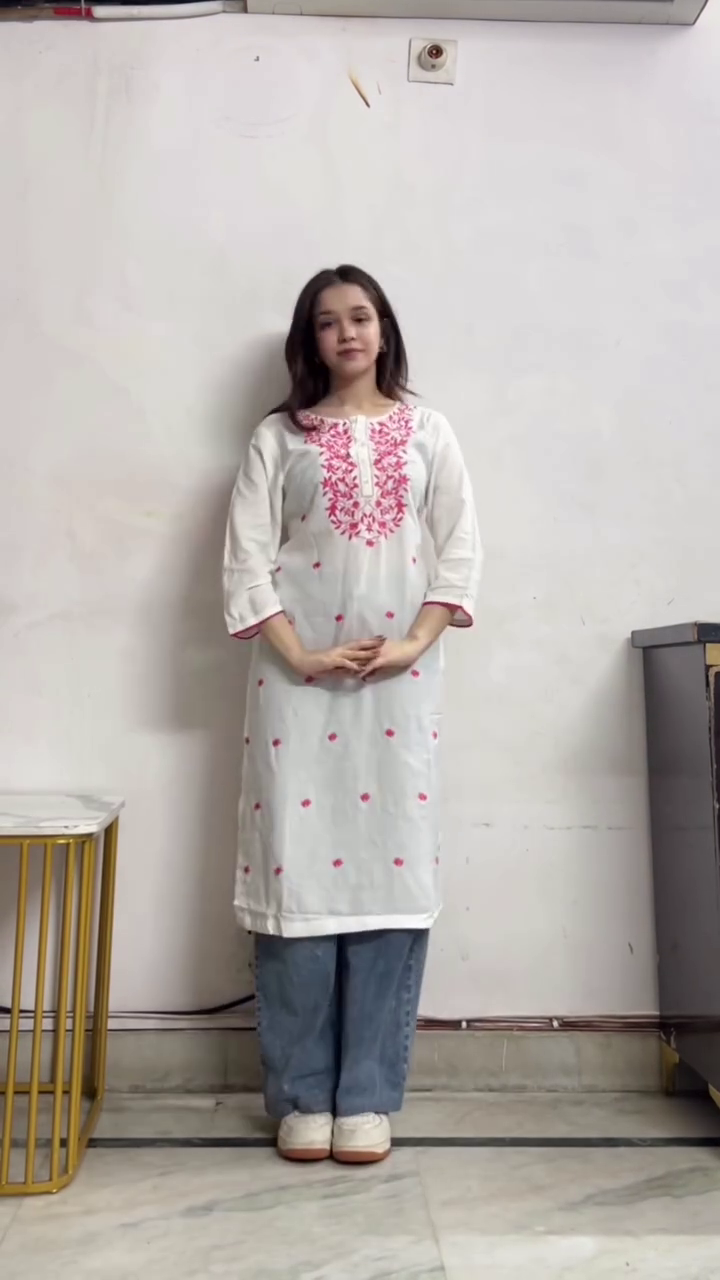 🌼 Sunshine Bloom: Floral Printed Kurta