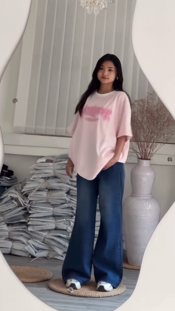 Women’s Oversized T-Shirt – Relaxed Comfort Meets Effortless Style