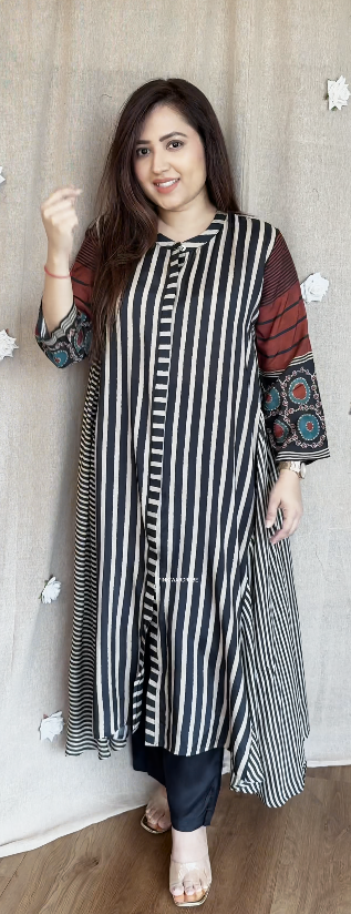 Blue Cotton & Silk High Neck Printed Kurta with Gathered Pant Set – Elegant Ethnic Ensemble