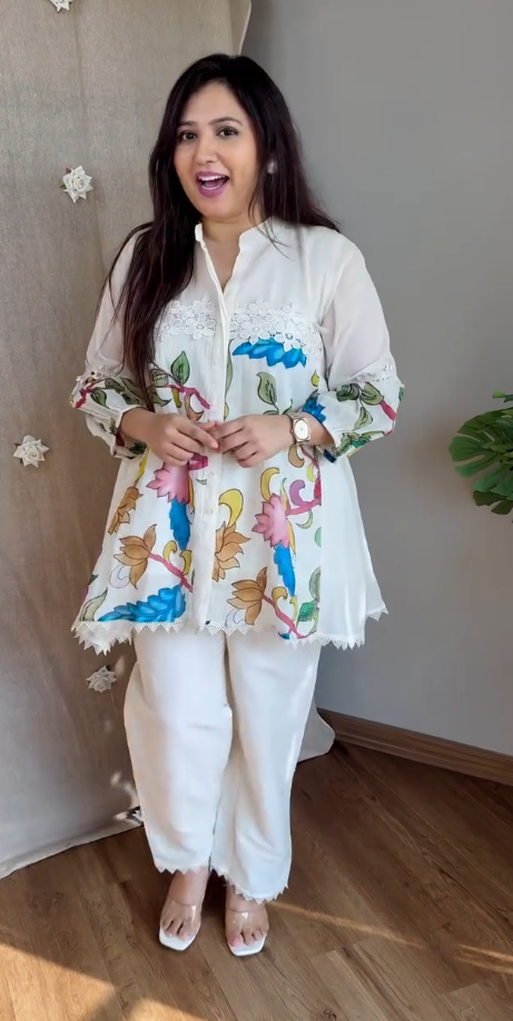 Breezy Elegance: Floral-Printed Mulmul Cotton Co-ord Set
