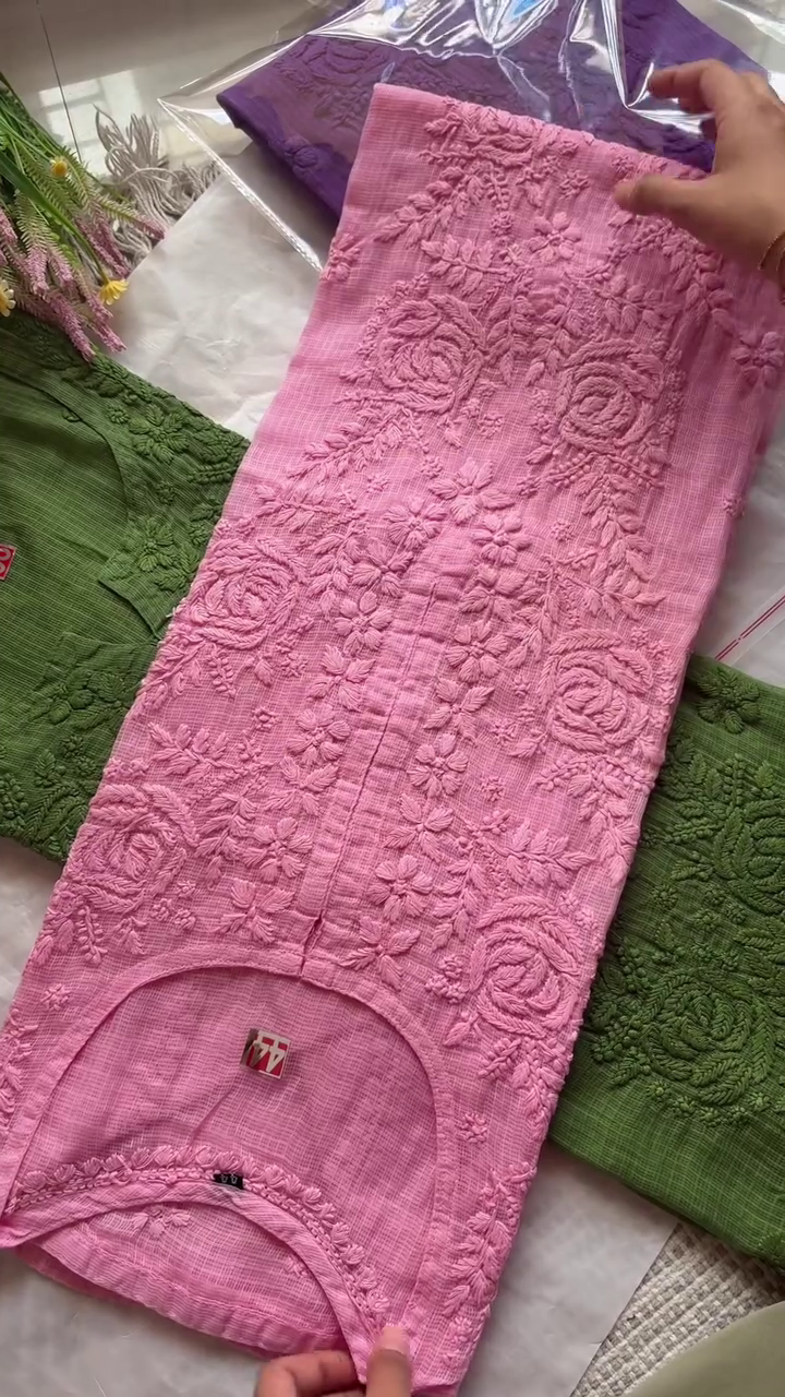 Timeless Grace: Green Chikankari Kurta Set with Intricate Hand Embroidery