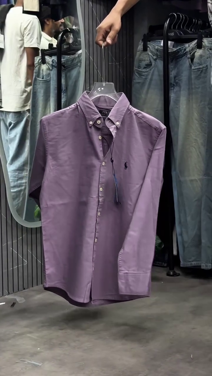 Timeless Refinement: The Classic White Long-Sleeve Oxford Shirt