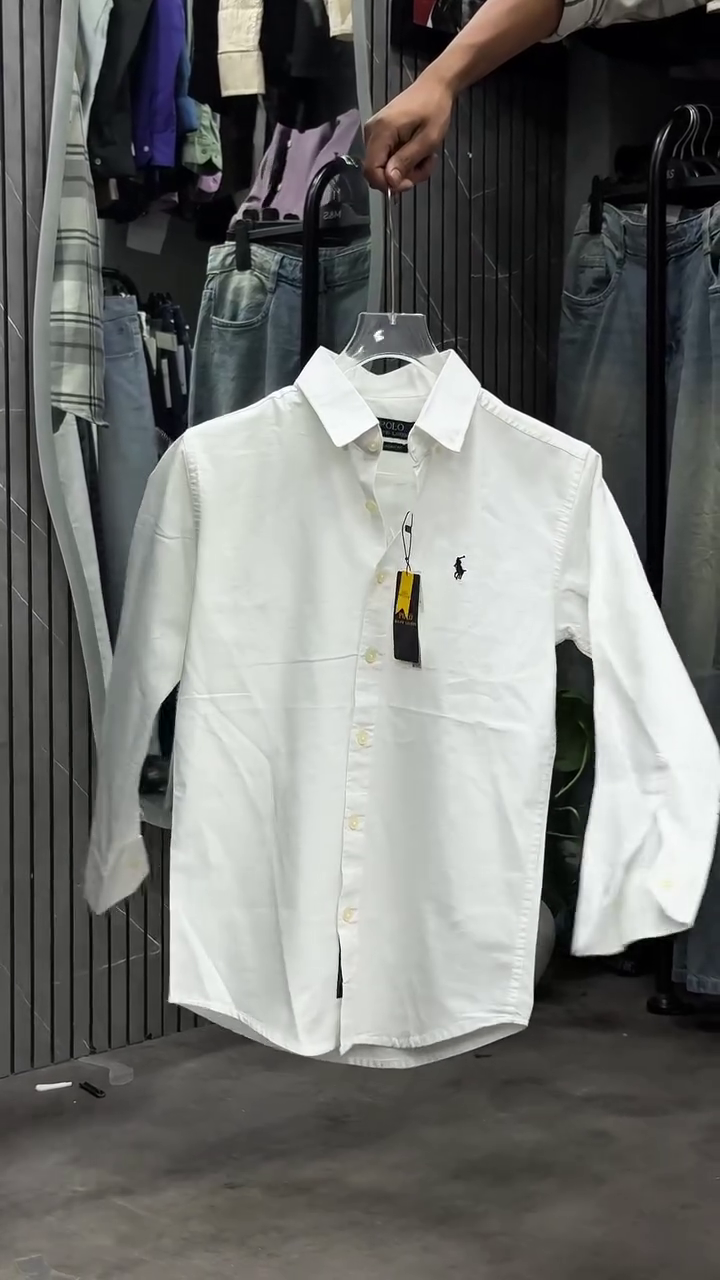 Timeless Refinement: The Classic White Long-Sleeve Oxford Shirt