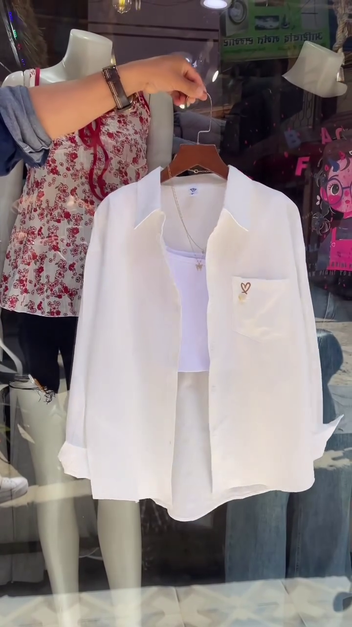 Chic Comfort: Women’s Solid Oversized Pink Shirt