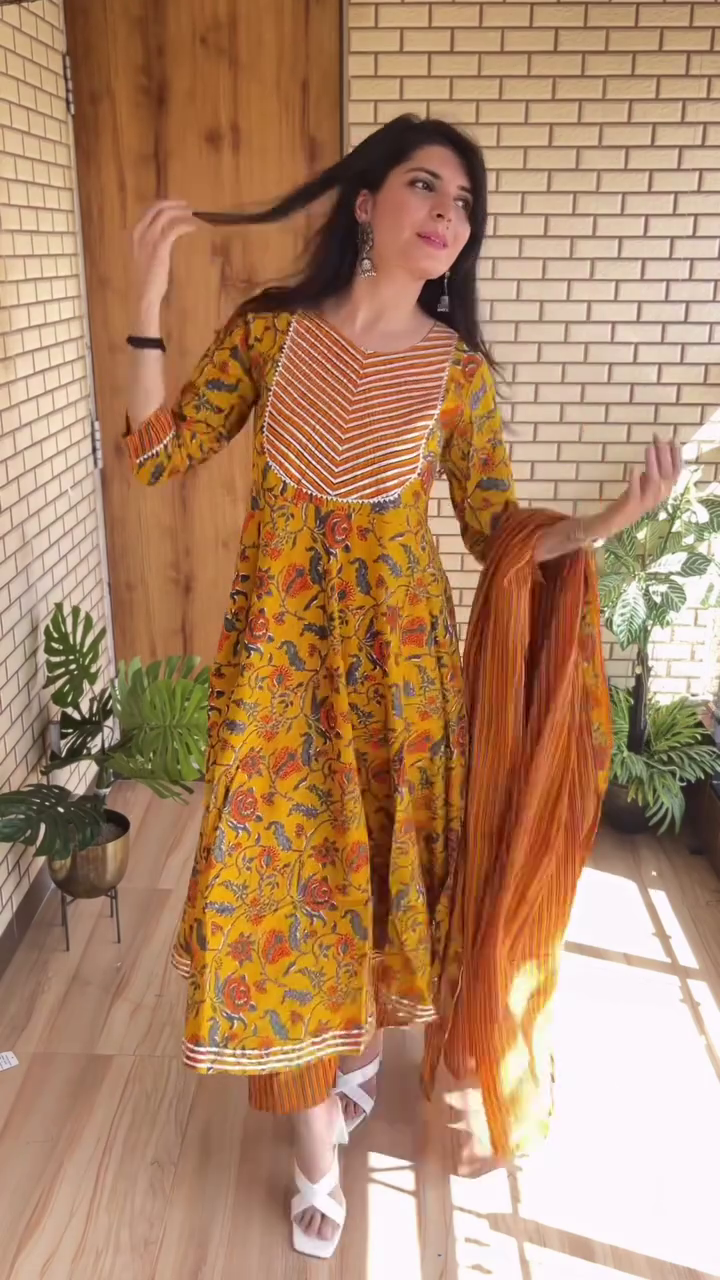 Graceful Charm: White & Pink Floral A-Line Anarkali Kurta Set in Pure Cotton