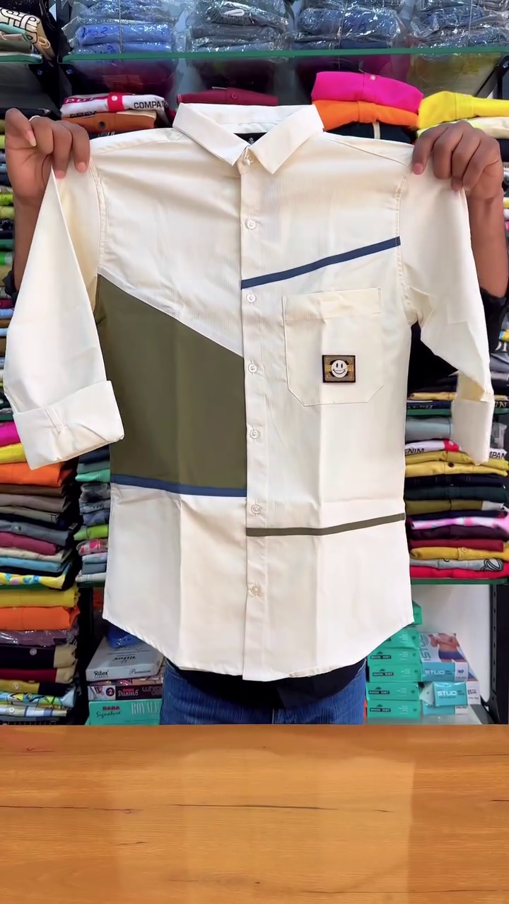 Classic Comfort: Men’s Casual Shirt for Everyday Style