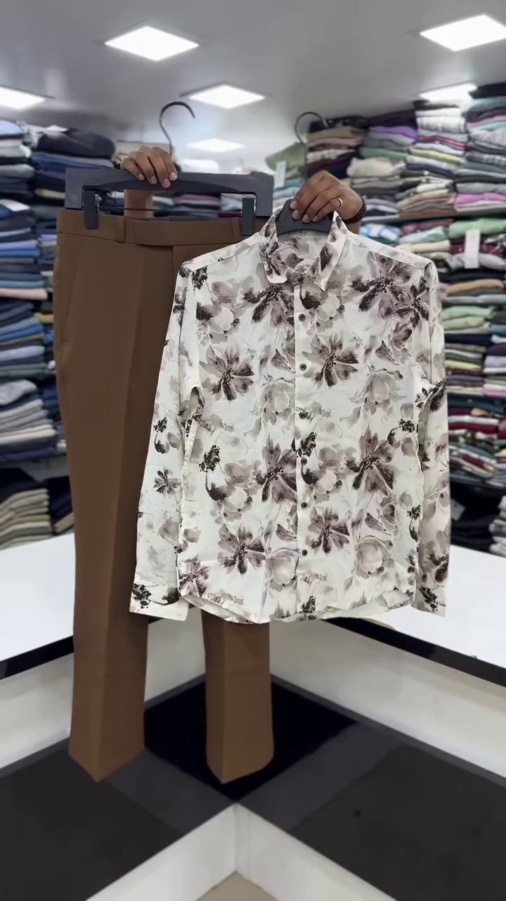 Contemporary Charm: Men’s Casual Shirt & Trouser Set with Abstract Printed Shirt