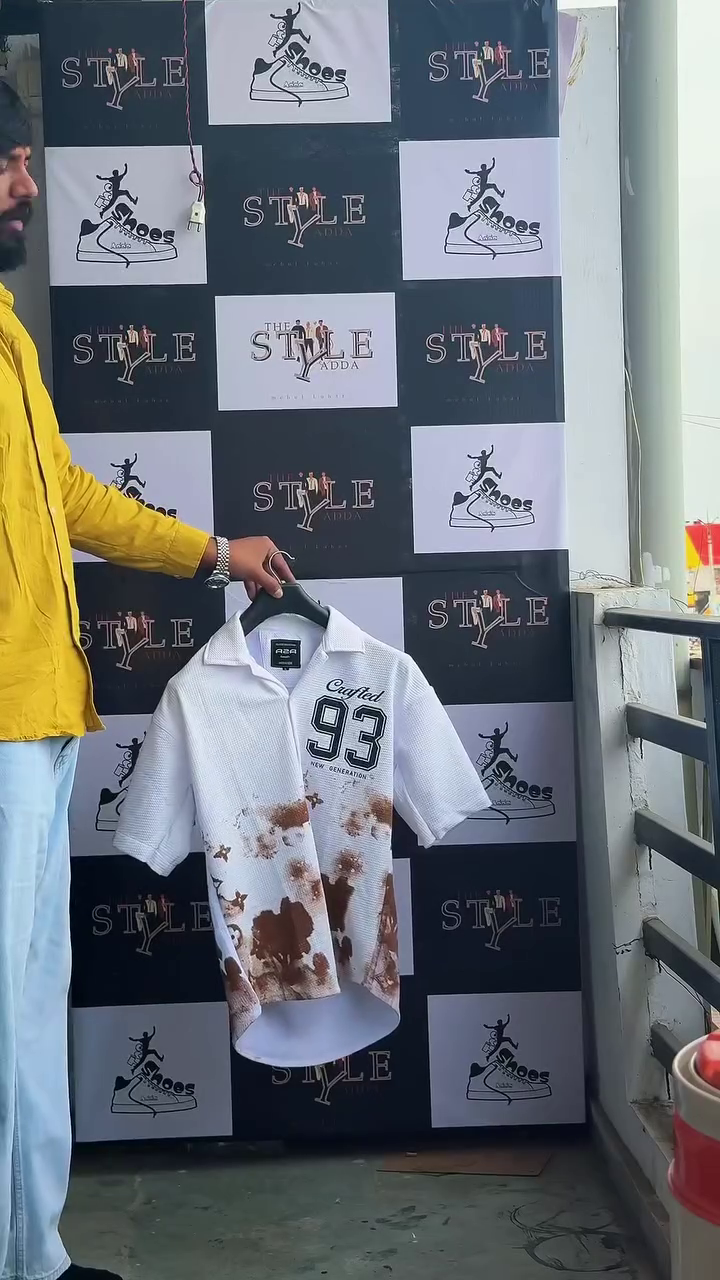 Classic Comfort: Men’s White Casual Shirt