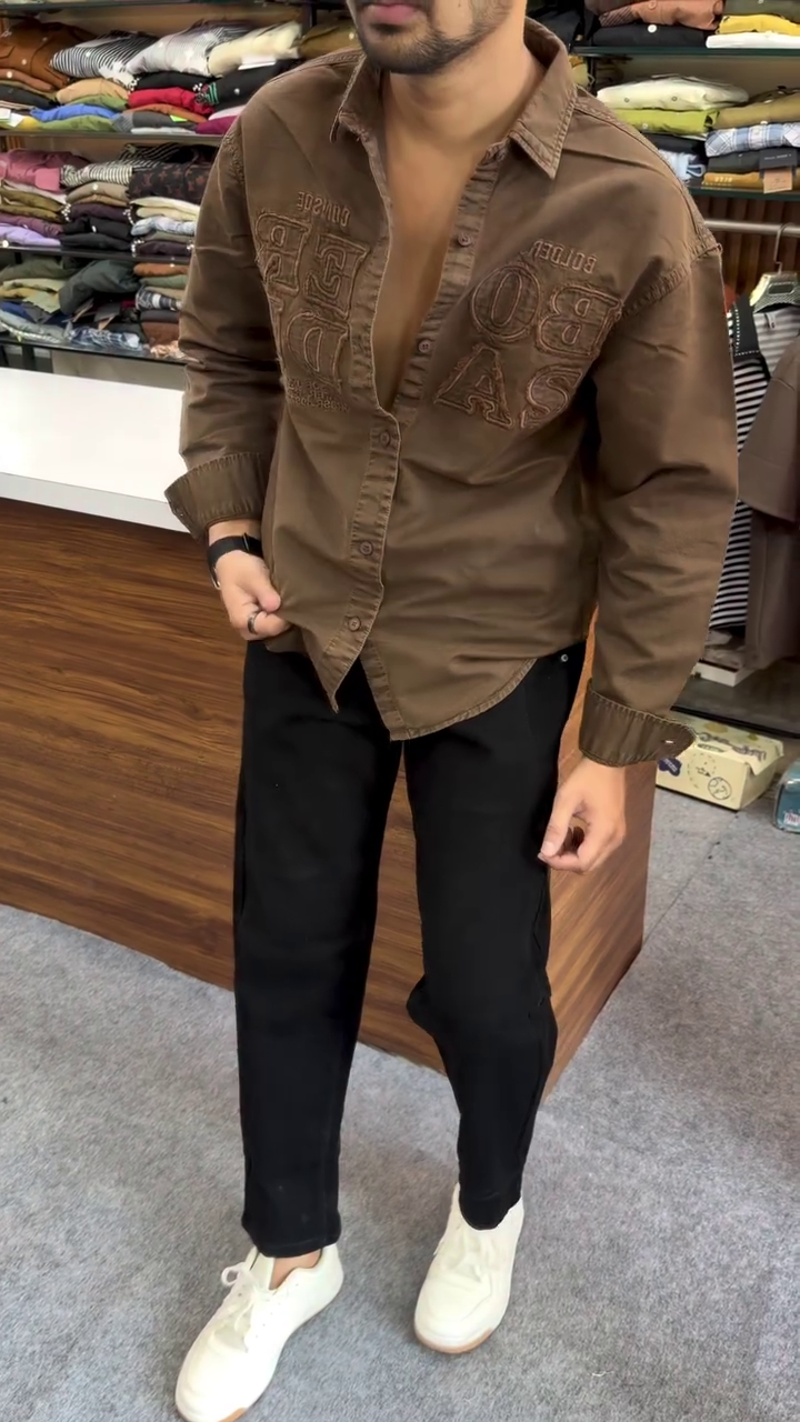 Effortless Style: Men’s Brown Long-Sleeve Casual Shirt