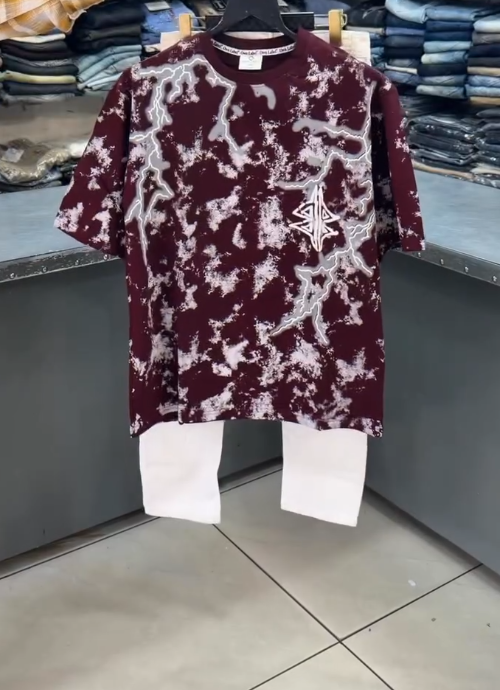 Casual & Cool: Men’s Graphic T-Shirt with Trousers