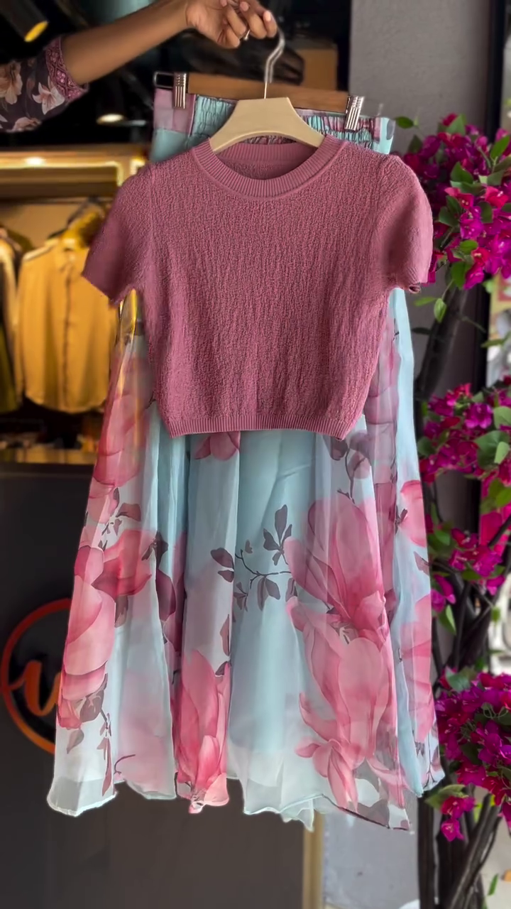 Feminine Charm: Pink Crop Top with Floral Organza Skirt