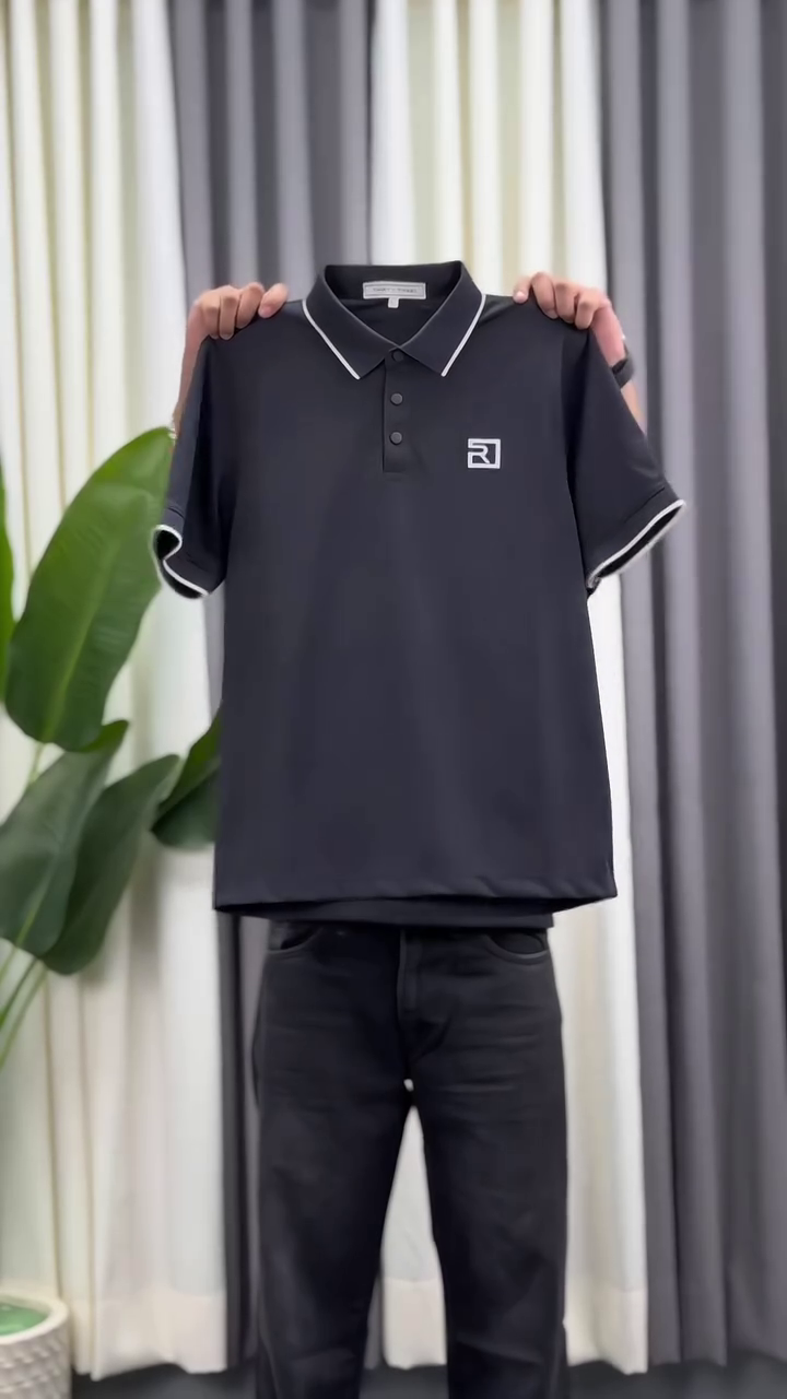 Essential Style: Classic Black Polo T-Shirt for Men