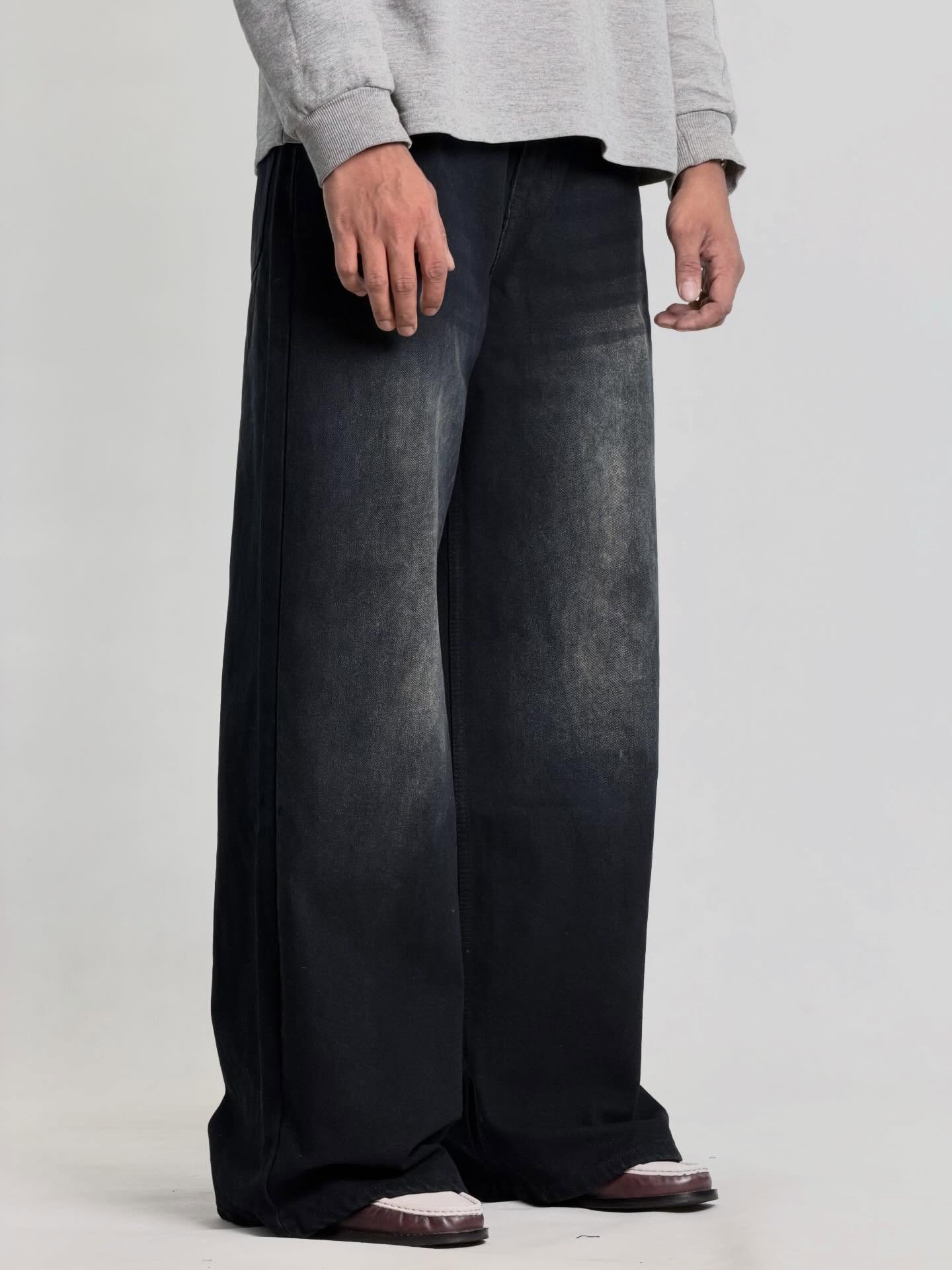 Street-Ready Comfort: Men’s Wide Leg Baggy Jeans for Effortless Style