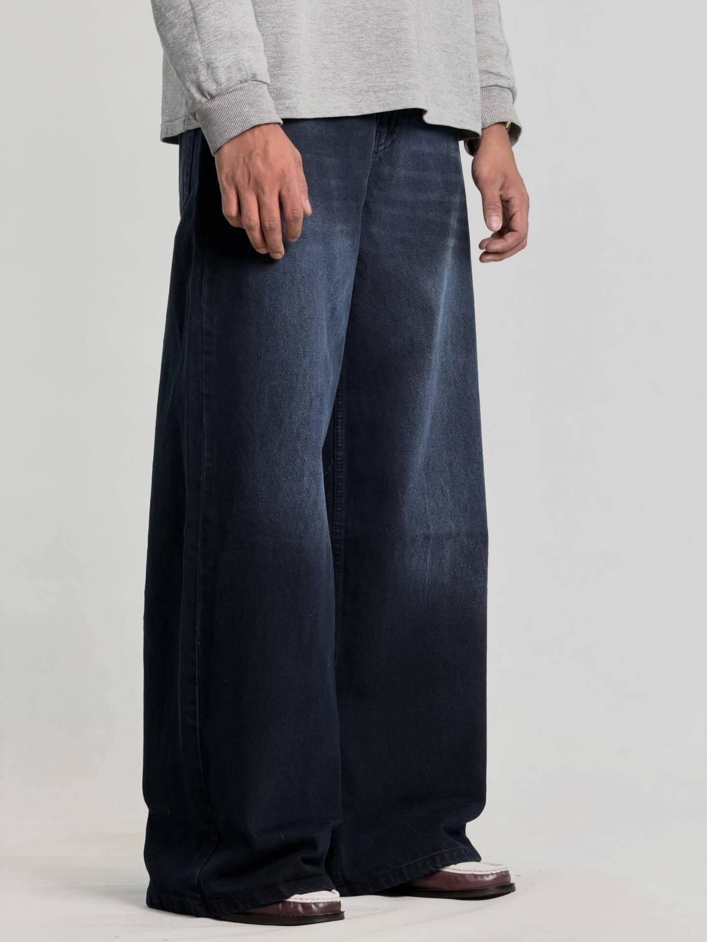 Street-Ready Comfort: Men’s Wide Leg Baggy Jeans for Effortless Style