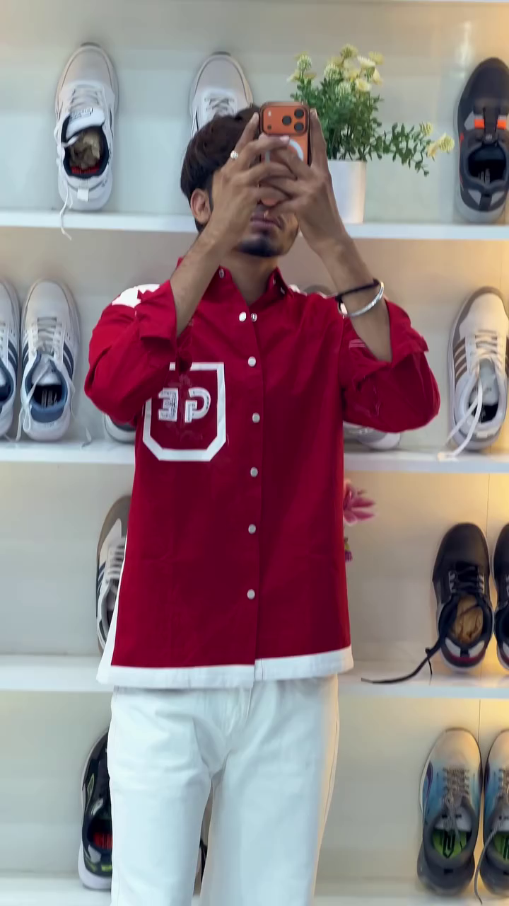 Smart Casual Essential: Green & White Branded Shirt with Front Pocket Detail