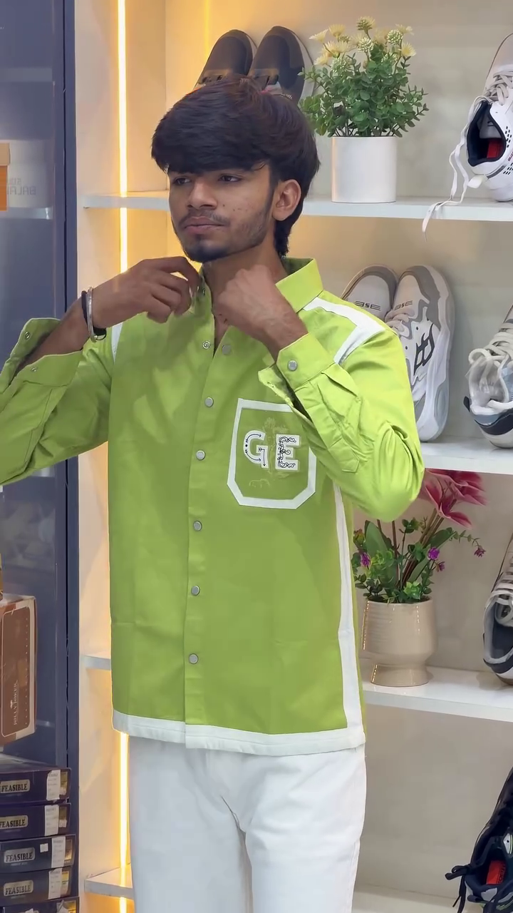 Smart Casual Essential: Green & White Branded Shirt with Front Pocket Detail