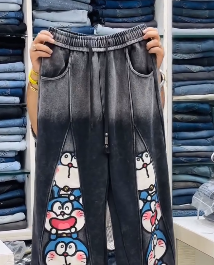 Doraemon Graphic Unisex T-Shirt & Trouser Set at Just ₹149!