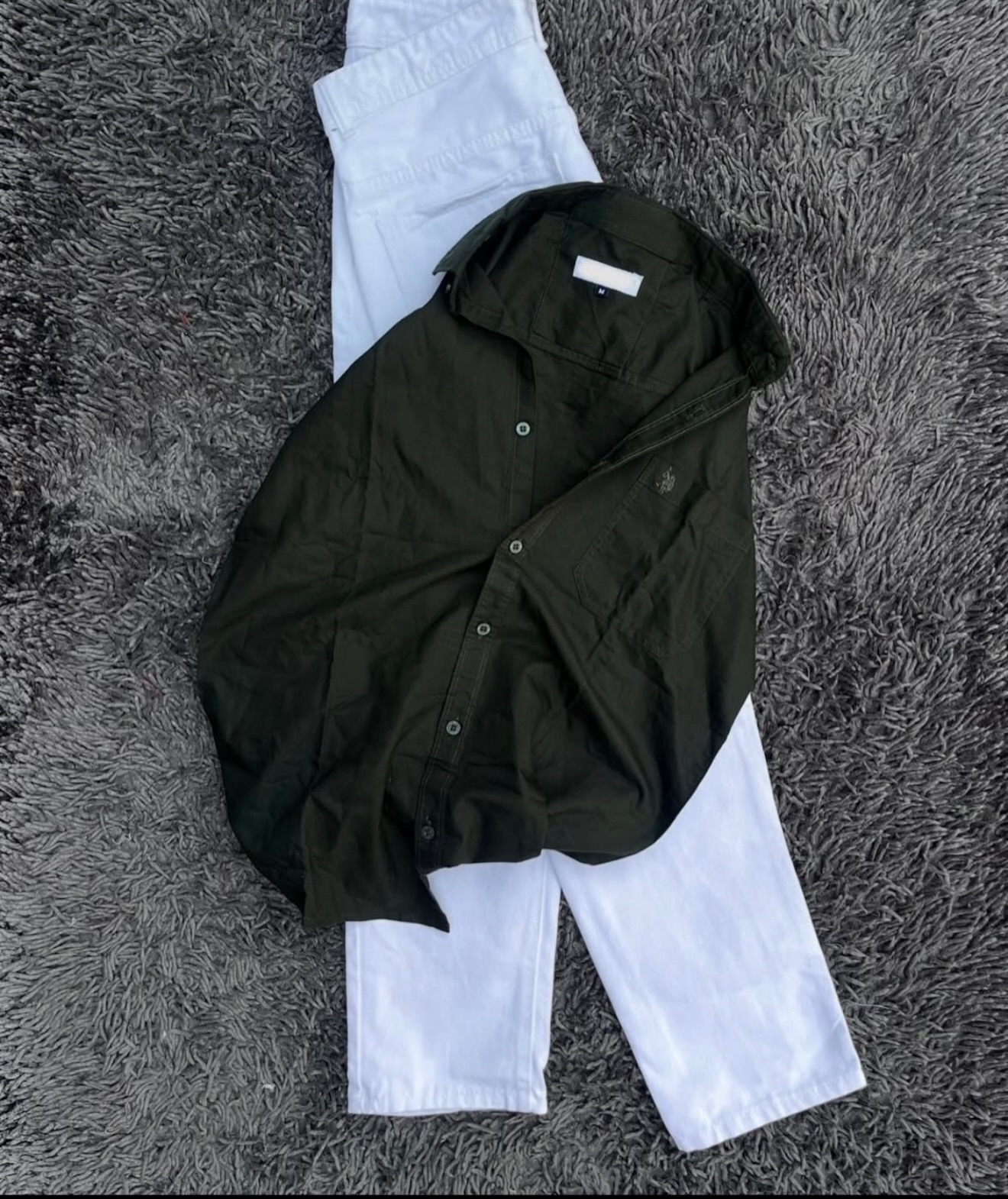 Dark Green Shirt & White Trouser Combo at Just ₹149!