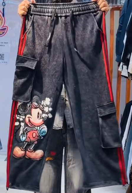 Trendy Cartoon Graphic Baggy Cargo Jeans & Wide-Leg Streetwear Pants